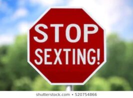 Creative Signstop Sexting 260nw 520754866