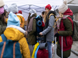 Ukrainian Immigrants Crossing Border And Getting D 2022 03 16 07 21 11 Utc 1000x600 1